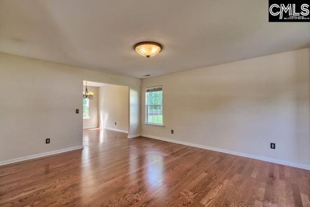 82 Deertrot Court  Photo 13