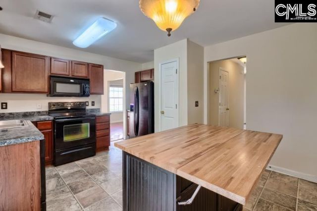 82 Deertrot Court  Photo 20