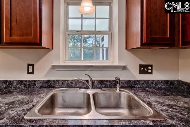 82 Deertrot Court  Photo 21