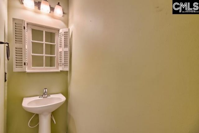 82 Deertrot Court  Photo 22