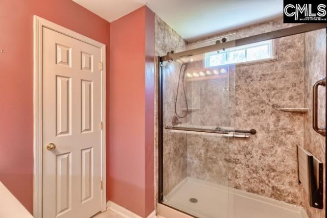 82 Deertrot Court  Photo 32