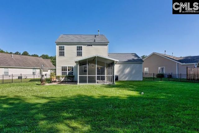 82 Deertrot Court  Photo 8