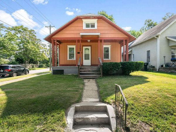 1702 S Taylor Street, South Bend, IN 46613