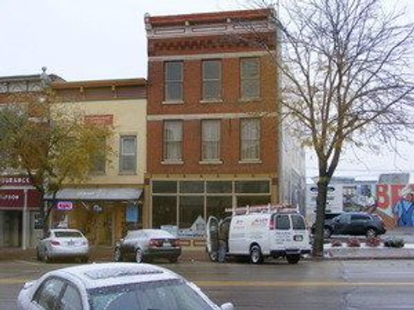 410 S State, Belvidere, IL 61008