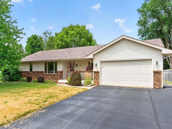 4930 MINNS , Machesney Park, IL 61115