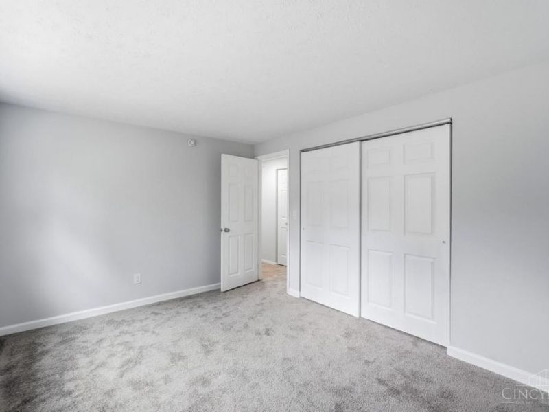 9929 Loralinda Drive, Colerain Township, OH 45251 Photo 21