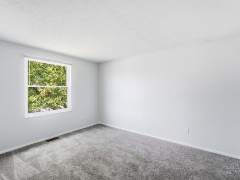 9929 Loralinda Drive, Colerain Township, OH 45251 Photo 25