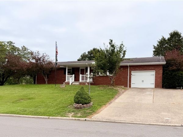 2509 Nash Street , Parkersburg, WV 26101