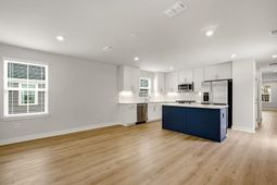 2752 Rowyn St.  photo 4