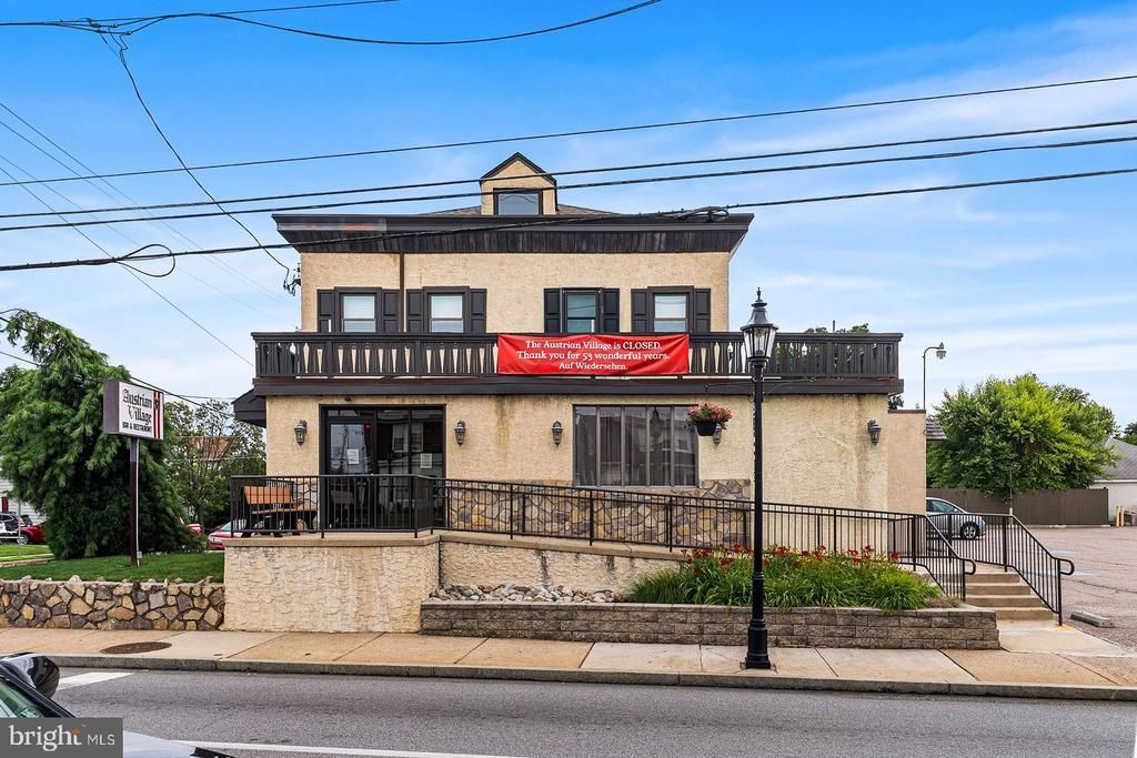 321 HUNTINGDON PIKE , JENKINTOWN, PA 19046