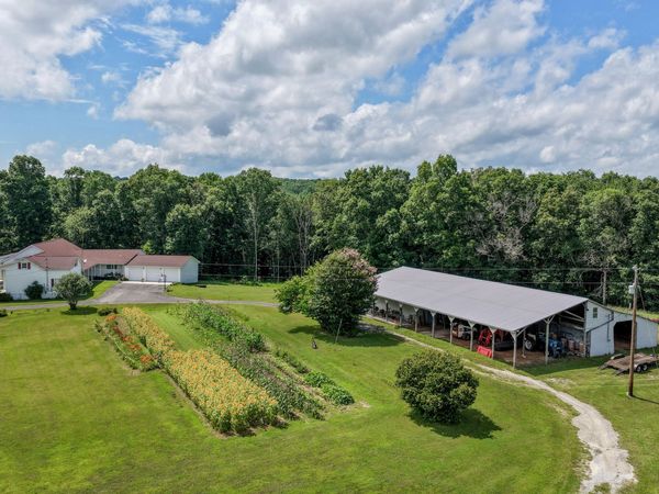 7055 Mooneyham Lonewood Road, Spencer, TN 38585