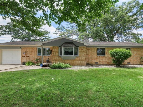 11 Clamme Court, Hartford City, IN 47348