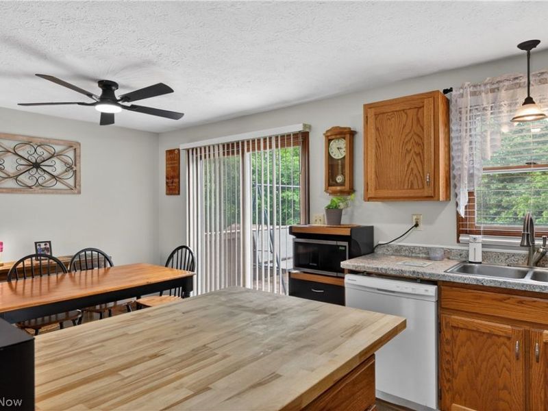 50 Ridge Top Circle , Doylestown, OH 44230 Photo 2