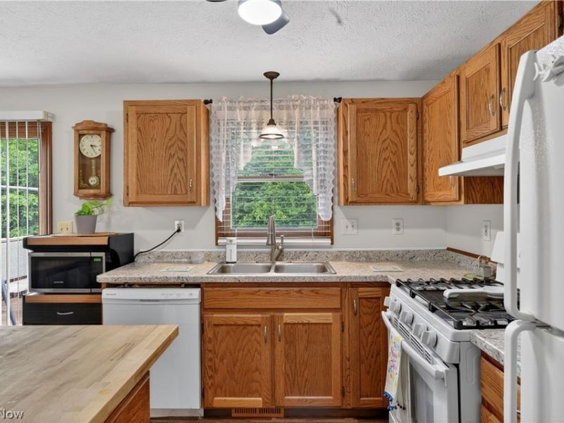 50 Ridge Top Circle , Doylestown, OH 44230 Photo 6