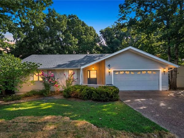4 Brecknock Drive , Bella Vista, AR 72714