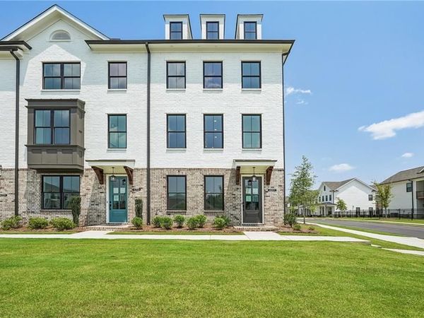 4201 Millcroft Place, Unit 220, Buford, GA 30518