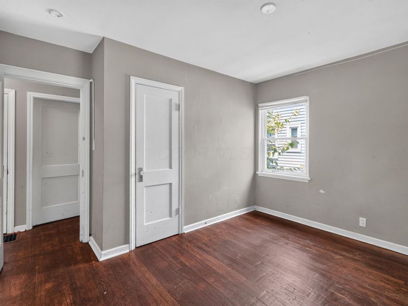 221 N Kellner Road , Columbus, OH 43209 Photo 14