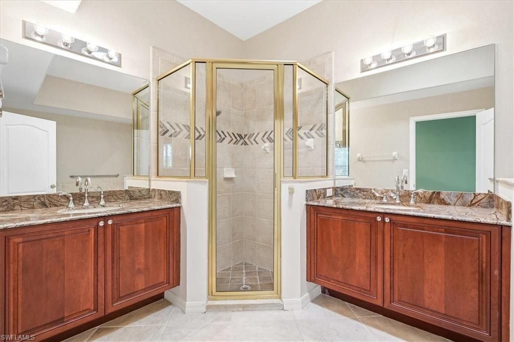 2493 Keystone Lake Dr, Cape Coral, FL 33909 Photo