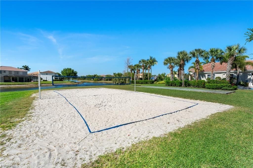 2493 Keystone Lake Dr, Cape Coral, FL 33909 Photo