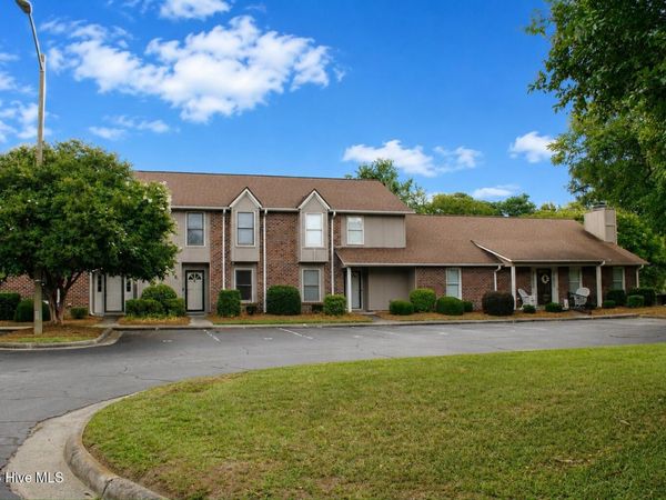 1861 Quail Ridge Road, Unit D, Greenville, NC 27858