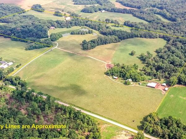 Along Wine Hill Road, Chester, IL 62233