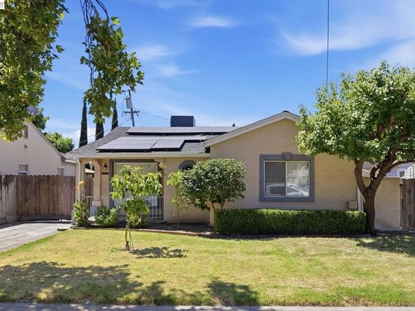 1330 W Park St, Stockton, CA 95203