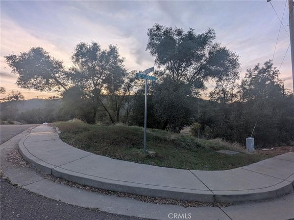 5255 White Oak Court, Mariposa, CA 95338