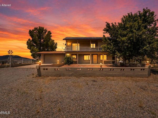 18112 S Spoon Road, Peeples Valley, AZ 86332
