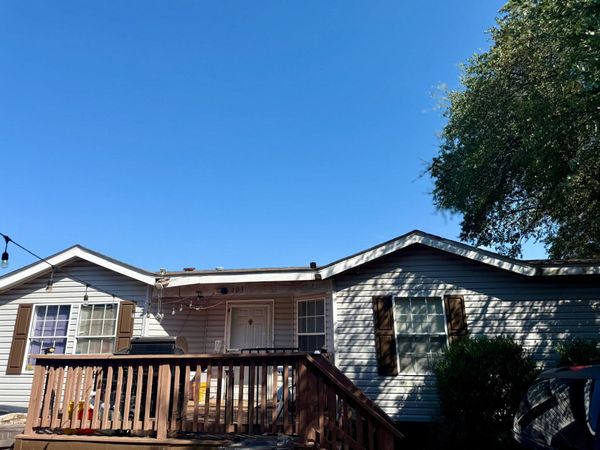 203 S Ocatillo LN, Georgetown, TX 78633