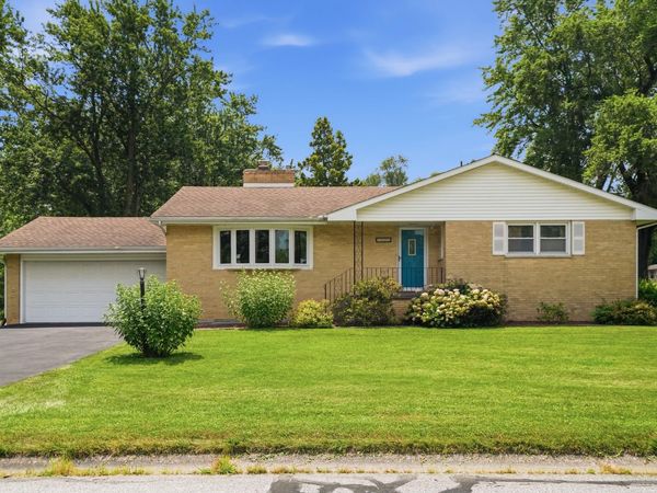 7605 W 86th Avenue, Crown Point, IN 46307
