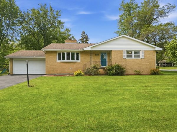 7605 W 86th Avenue , Crown Point, IN 46307