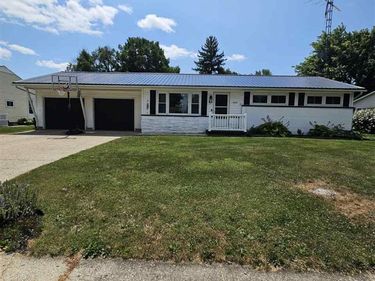 409 MAPLE NUT DRIVE, Centerville, IN 47330