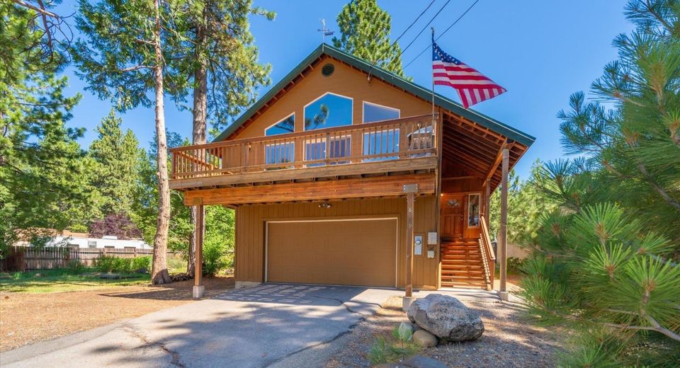 8749 Brockway Vista Avenue , Kings Beach, CA 96143 Photo