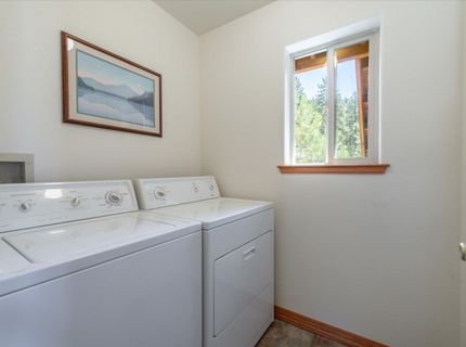 8749 Brockway Vista Avenue , Kings Beach, CA 96143 Photo
