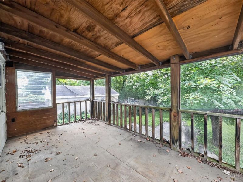 6915 Kleindale Avenue, North College Hill, OH 45231 Photo 3