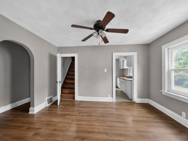 6915 Kleindale Avenue, North College Hill, OH 45231 Photo 8