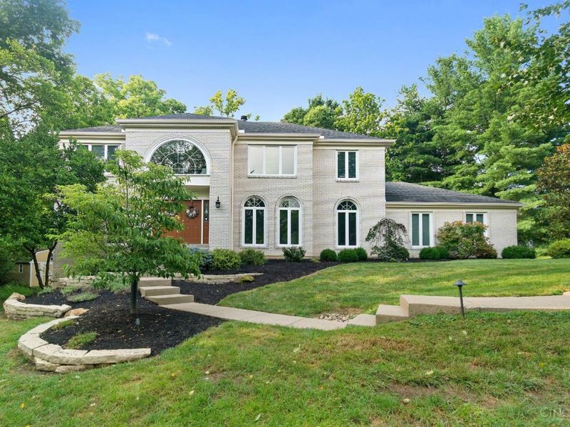 8410 Greenleaf Drive, Anderson Twp, OH 45255 Photo 1