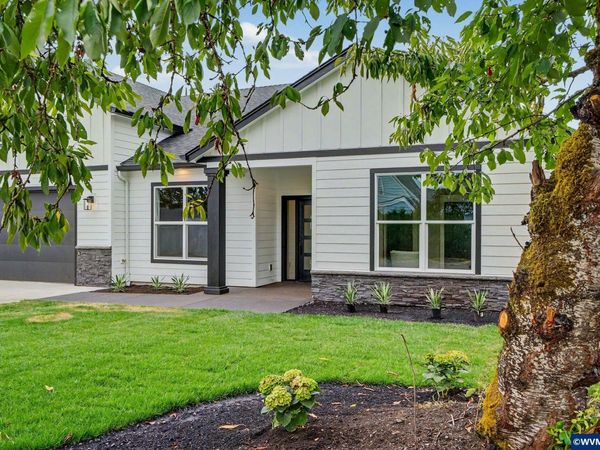 38802 NW Garden Dr, Scio, OR 97374