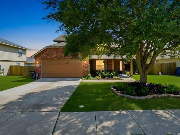 537 Roadrunner Ave, New Braunfels, TX 78130