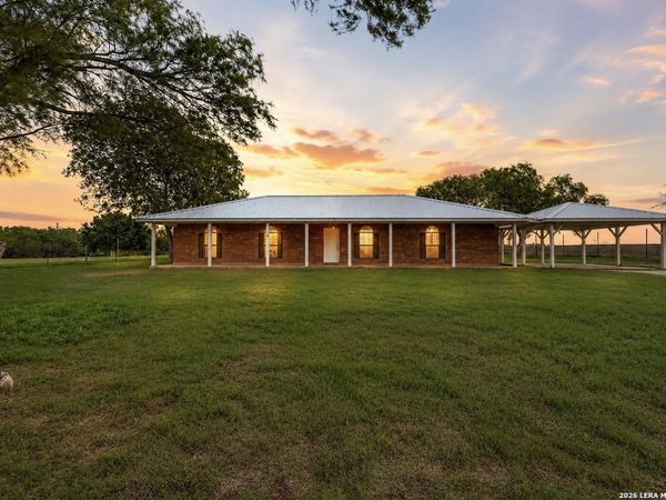 315 SIMON RD, Pleasanton, TX 78064