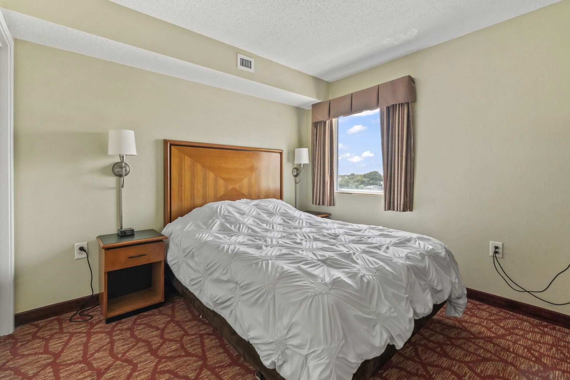 504 N Ocean Blvd. Photo 15