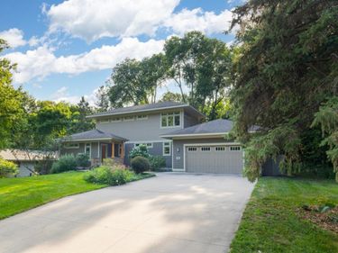 9340 Cedar Forest Road, Eden Prairie, MN 55347