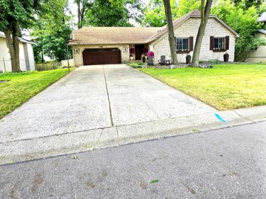 6864 Jeremy Court, Eden Prairie, MN 55346