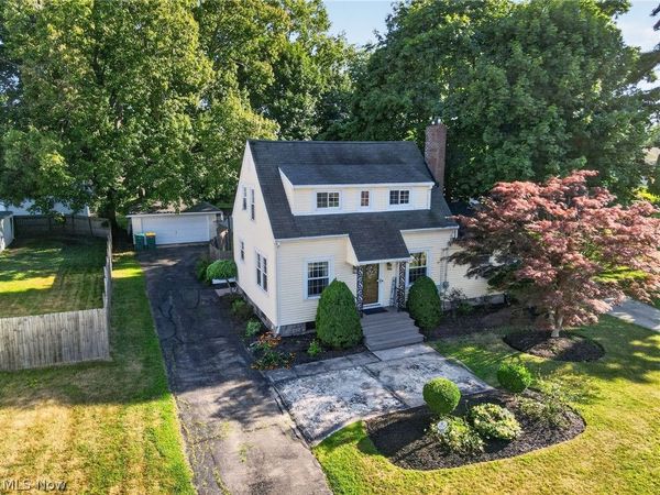 3912 Lake Road W, Saybrook, OH 44004