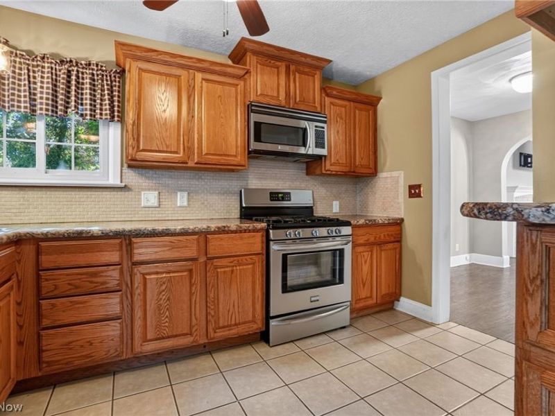 3912 Lake Road W, Saybrook, OH 44004 Photo 20