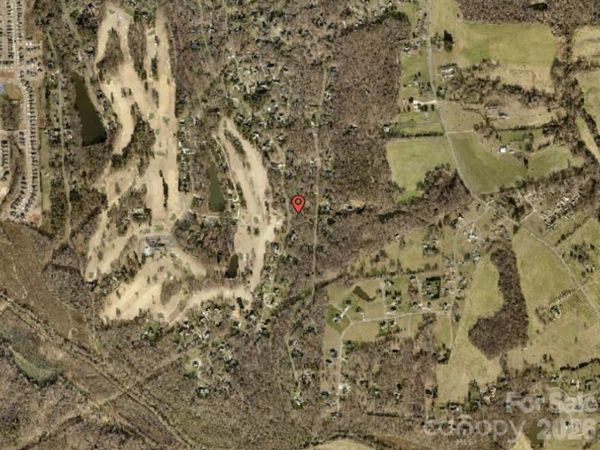 705 St Andrews Road , Statesville, NC 28625