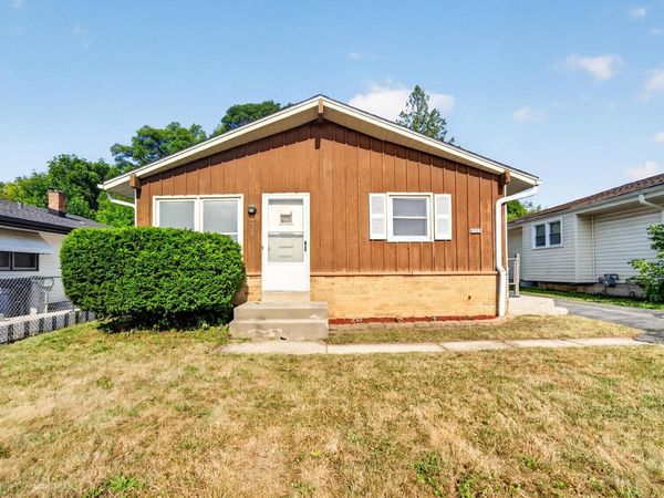 6520 N 54th STREET, Milwaukee, WI 53223