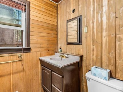 3678 Willow Avenue, South Lake Tahoe, CA 96150 Photo