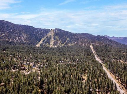 3678 Willow Avenue, South Lake Tahoe, CA 96150 Photo