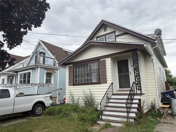 29 Rounds Avenue , Buffalo, NY 14215